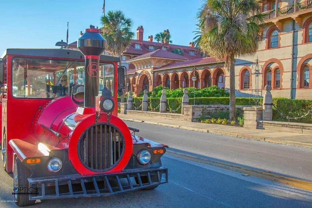 Modern, Upscale, And New Blue Bungalow In The Heart Of Downtown St Augustine سانت أوغيستين المظهر الخارجي الصورة